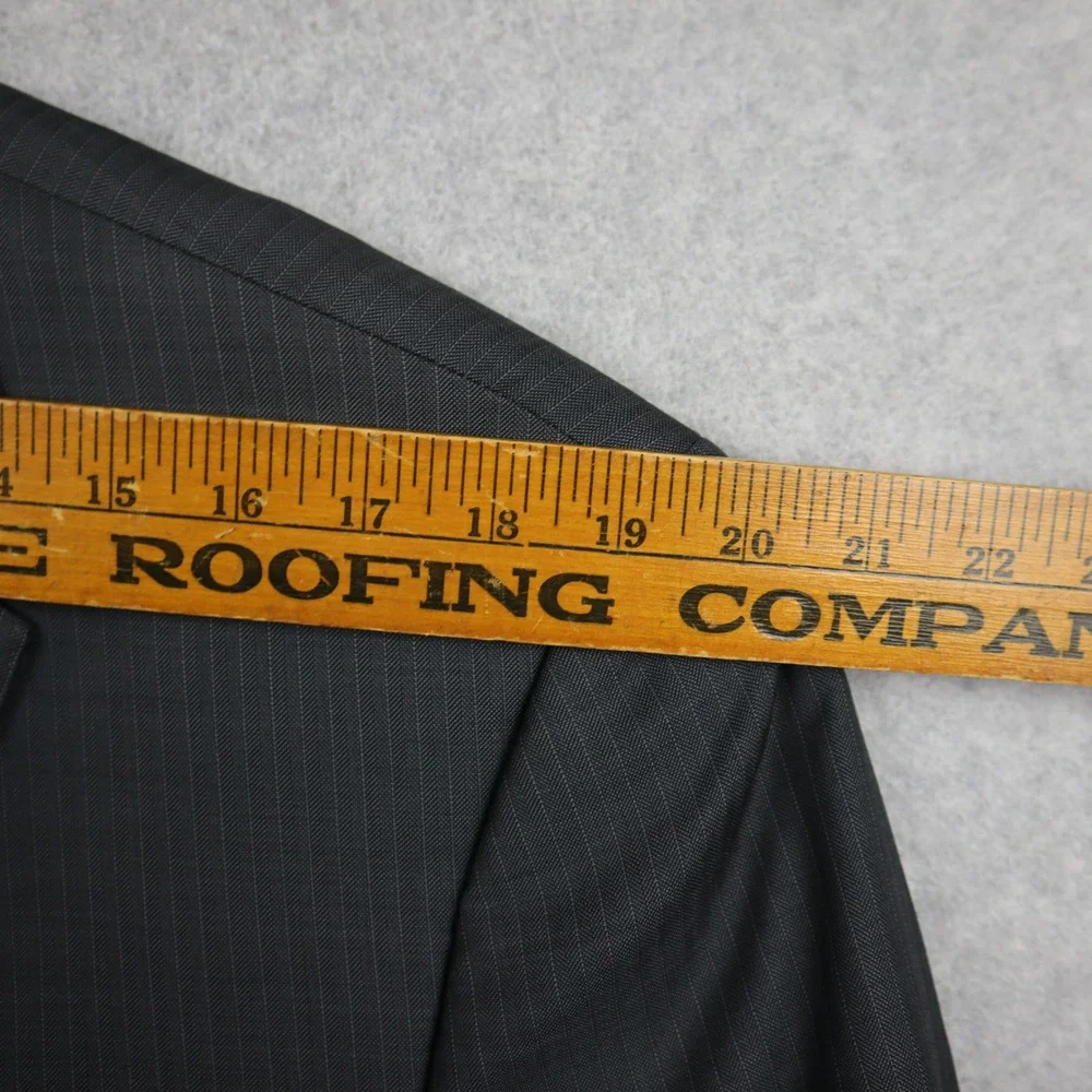 Peter Millar Wool Blazer Mens 44T Gray Herringbone 2-Button Wool Suit Jacket